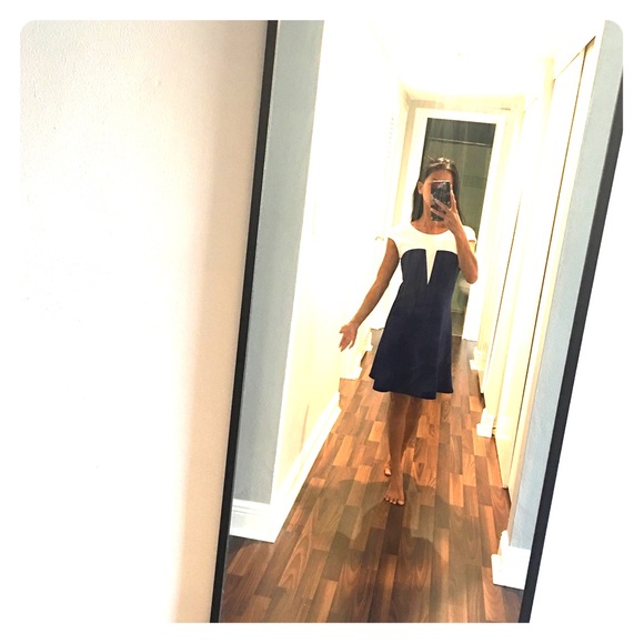 casual dress - Picture 1 of 3